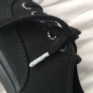 Authentic Vans Black With Cheetah Laces